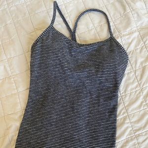 Lululemon tank